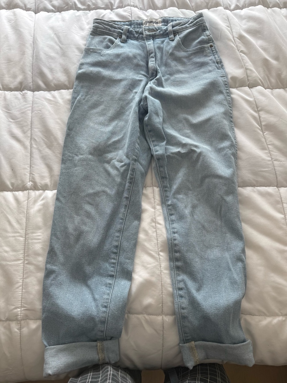 Wrangler Light Blue Relaxed Fit Jeans - Picture 2 of 4